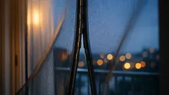 Magnetischer Insektenschutz-Vorhang: so lüftest du ohne Mücken an Balkon- und Terrassentür